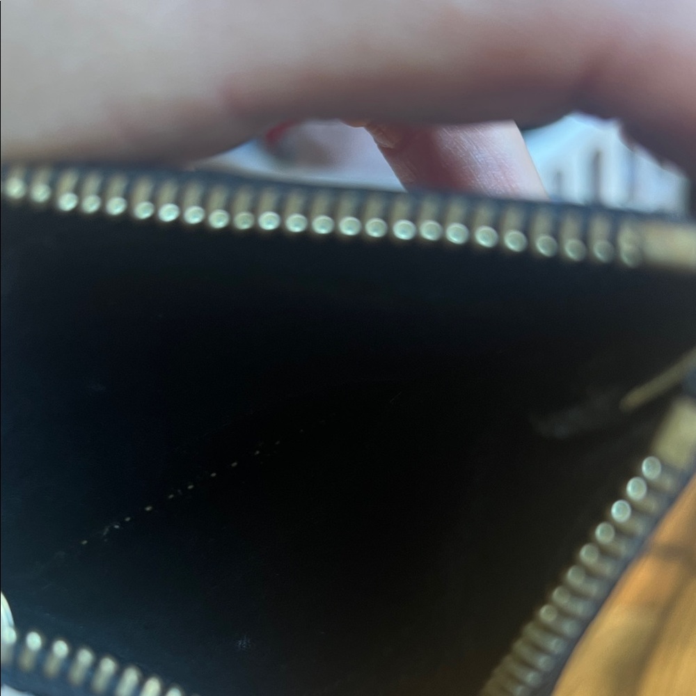 Louis Vuitton Black Leather Card Holder with Chain - Picture 6 of 7